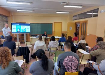 7 de abril. Charla-debate. Comunidad educativa de Valladolid: salud, aprendizaje y pantallas